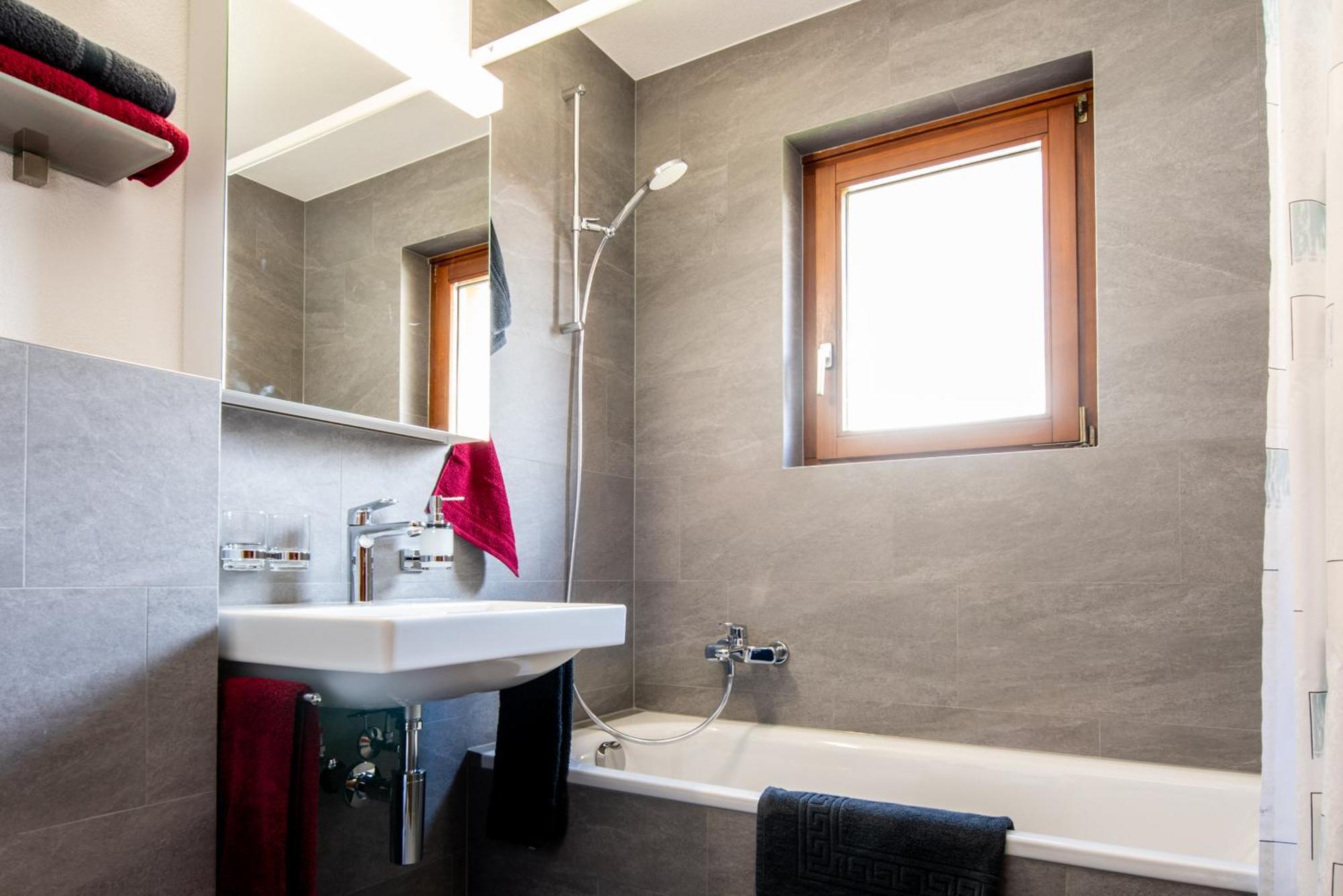 Haus Avalanche Daire Saas Fee Oda fotoğraf