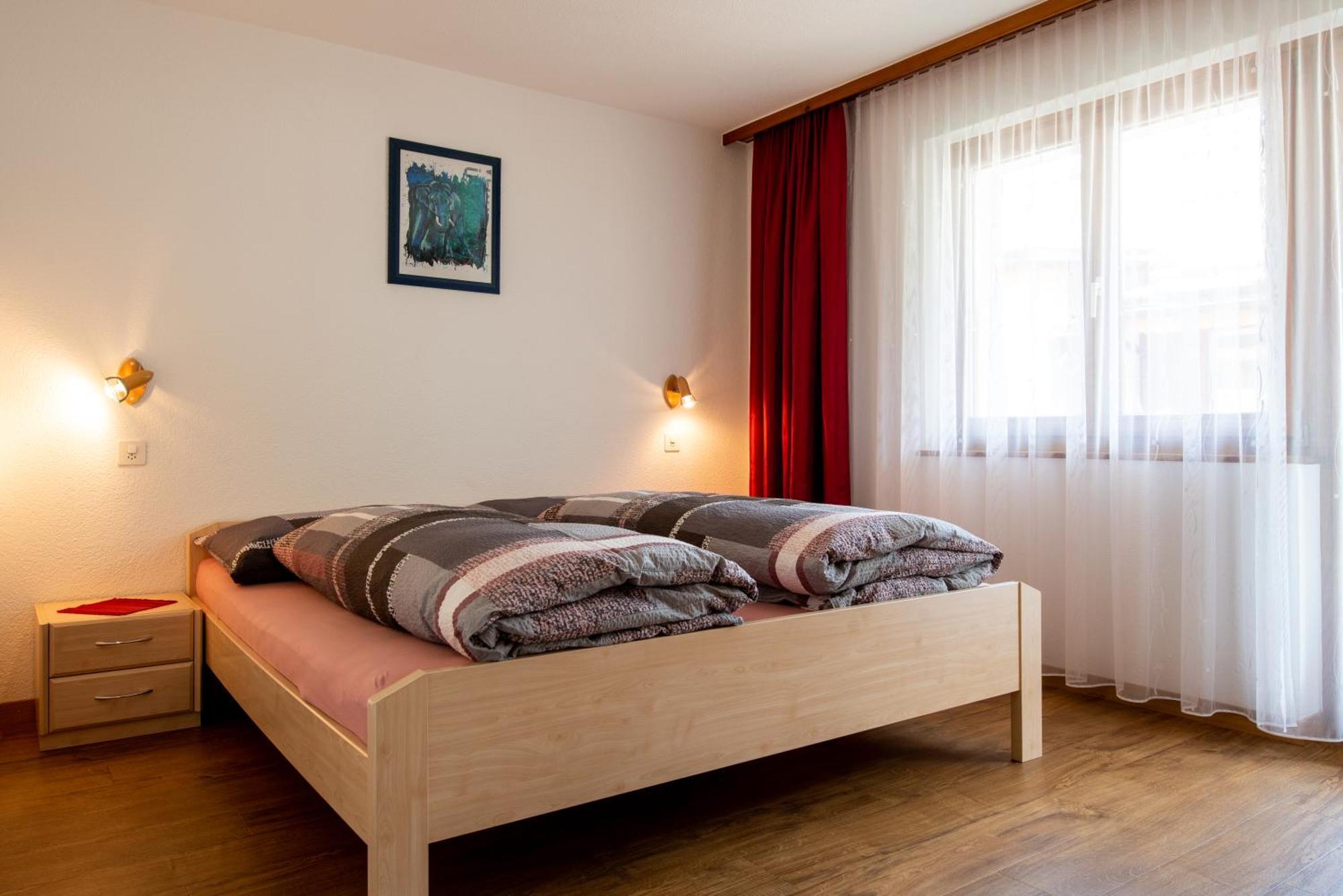 Haus Avalanche Daire Saas Fee Oda fotoğraf